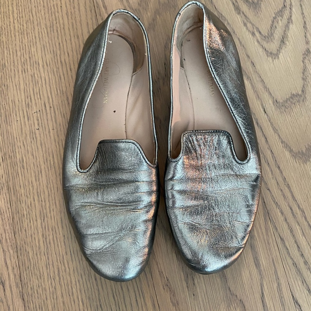 Stuart Weitzman silver flat shoes